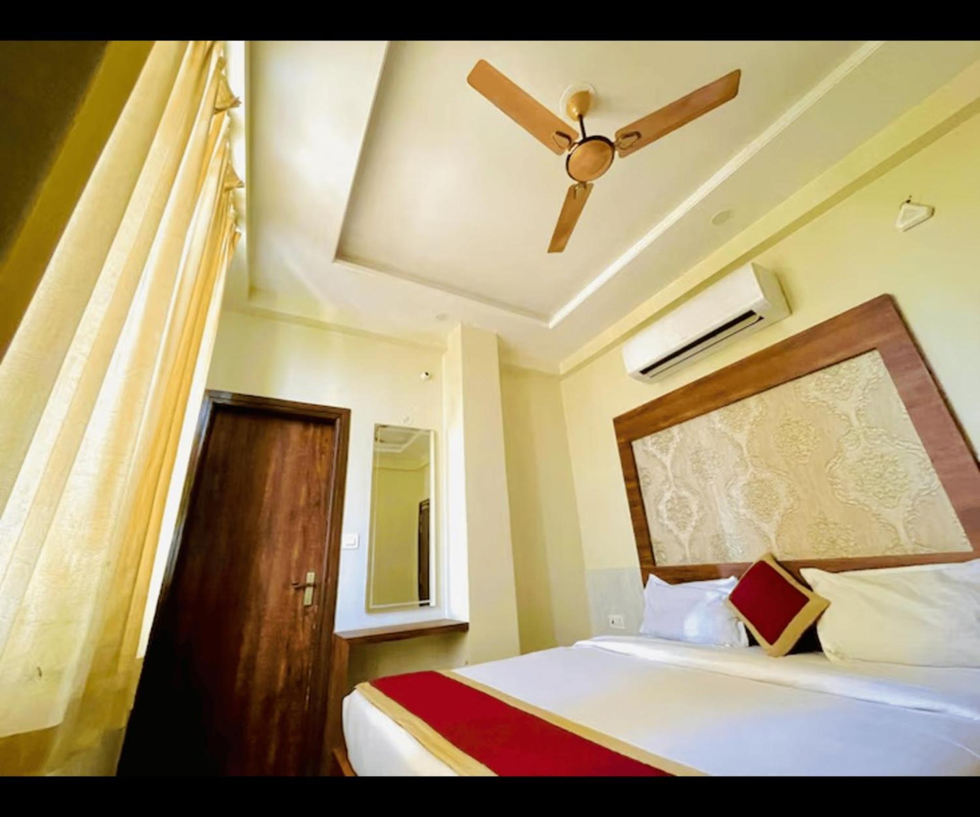 Hotel Hari Inn جايبور المظهر الخارجي الصورة